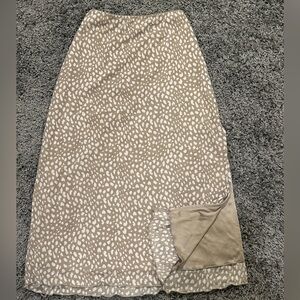 Women’s Skirt